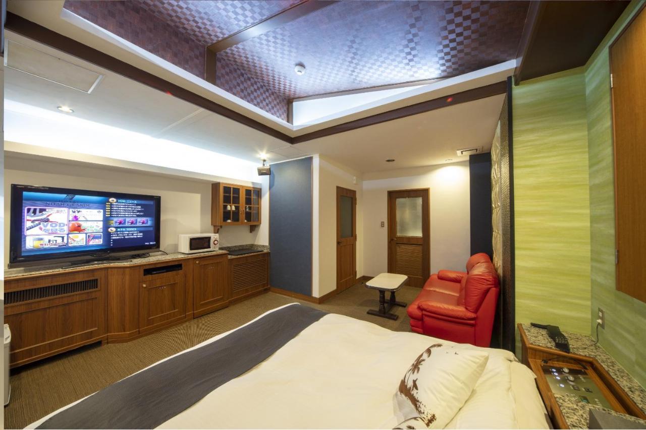 Noah Grande (Adults Only) Hotel Осака Екстериор снимка